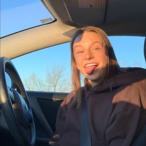 Meet your Posher, Alice